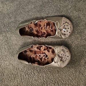 Sam Edelman silver ballet flat size 1½M... great condition - EUC!